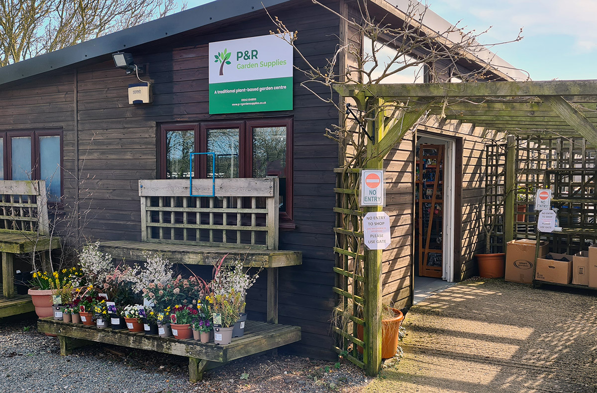 Services P&R Garden Supplies